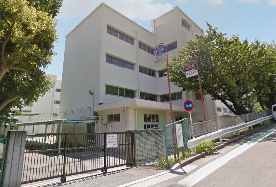 ���ͻ�Ω��˾������ع� ����20ʬ�� 1530m