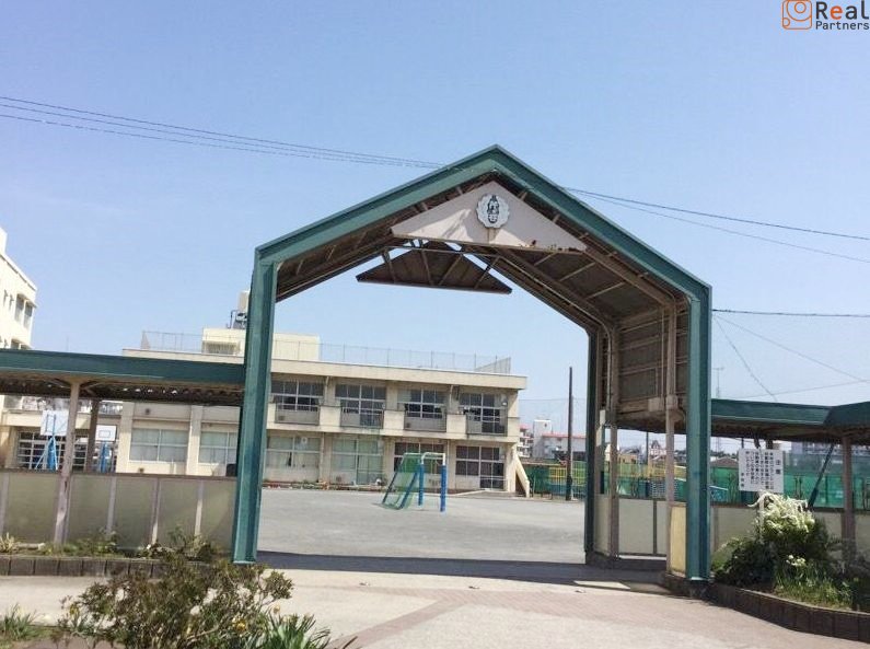 ���ͻ�Ω�ܤ�ë���ع� ����9ʬ�� 710m