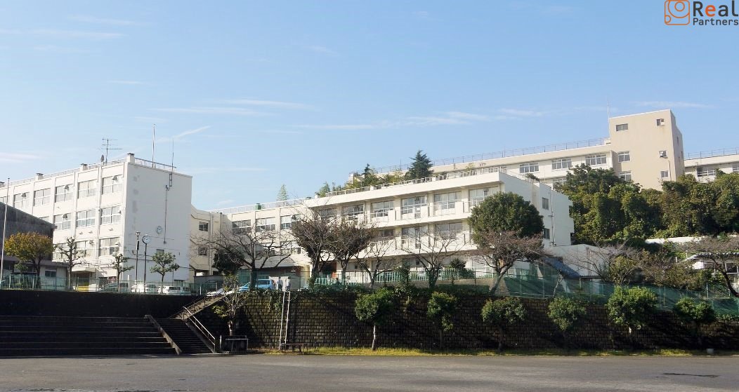 ���ͻ�Ω�ܤ�ë��ع� ����10ʬ�� 770m