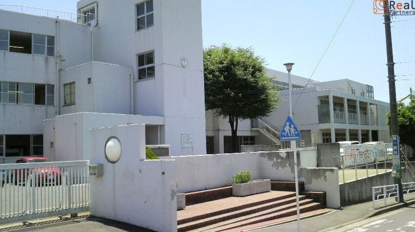 ���ͻ�Ω������ع� ����19ʬ�� 1520m