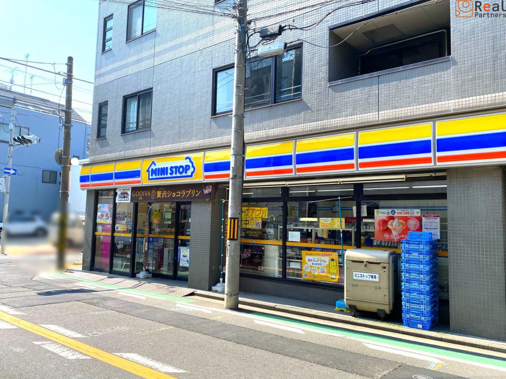 �ߥ˥��ȥå׾���Į3����Ź ����9ʬ�� 650m