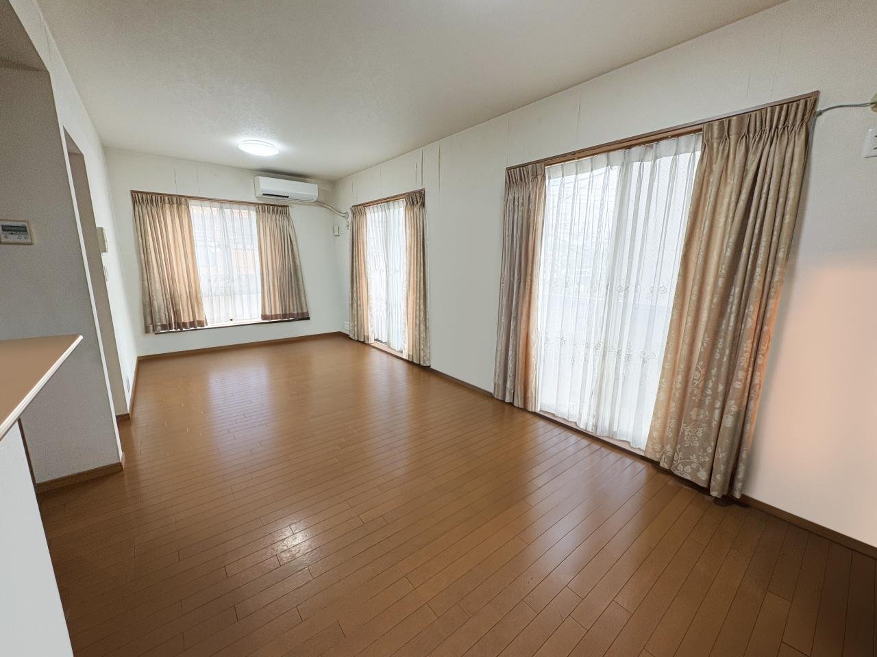 ��������μ̿���CG�ù����Ƥ���ޤ�