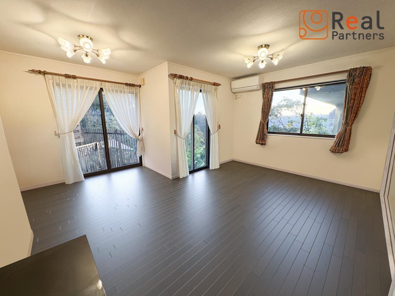 ��ӥ󥰤����Ǥ��뤬���Ĥ���ޤ�����������¿�����ᡢ��������������򴶤����ޤ�����������μ̿���CG�ù��򤷤Ƥ���ޤ���