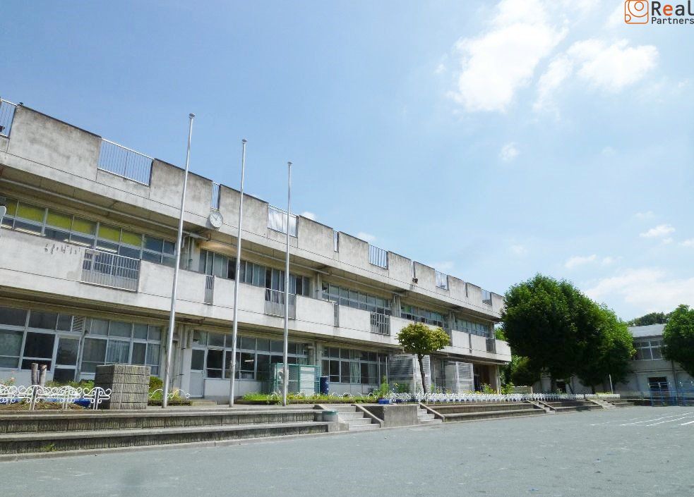 ���ͻ�Ω��Ķ����ع� ����5ʬ�� 360m