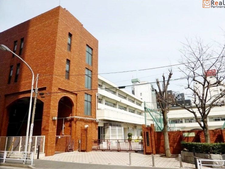 ���ͻ�Ω���͵�����ع� ����11ʬ�� 820m