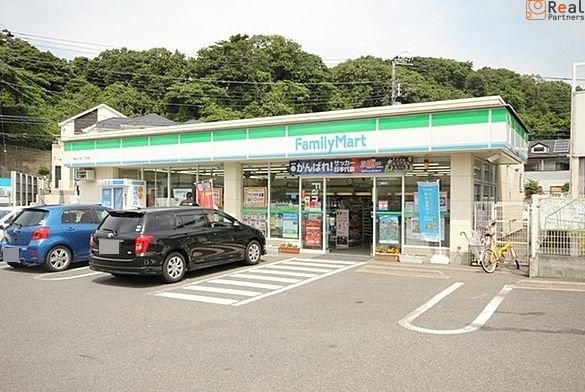 �ե��ߥ꡼�ޡ��������ë������Ź ����5ʬ�� 370m