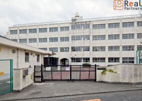 ���ͻ�Ω���˾������ع� ����3ʬ�� 210m