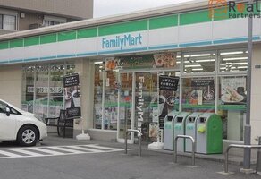 �ե��ߥ꡼�ޡ��ȥ˥å��̲���������Ź ����5ʬ�� 400m