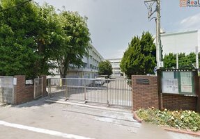 ���ͻ�Ω������ع� ����10ʬ�� 750m