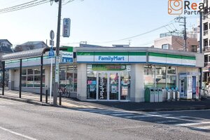 �ե��ߥ꡼�ޡ��������Ź ����5ʬ�� 330m