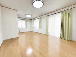 ��������μ̿���CG�ù����Ƥ���ޤ�