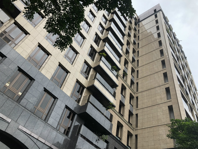 ���Ѥ���ư���뻡�˹ԤäƤ��ޤ�����